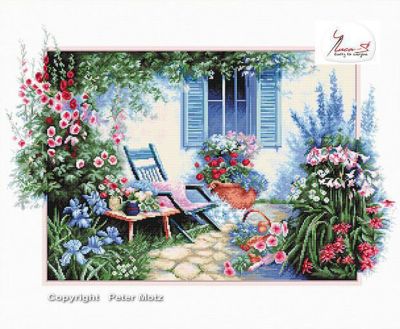 Newஐ⋆*アンティーク・お花沢山の刺繍クロス♡ 刺しゅうキットセール】刺しゅうキット 『小さな花のフレーム